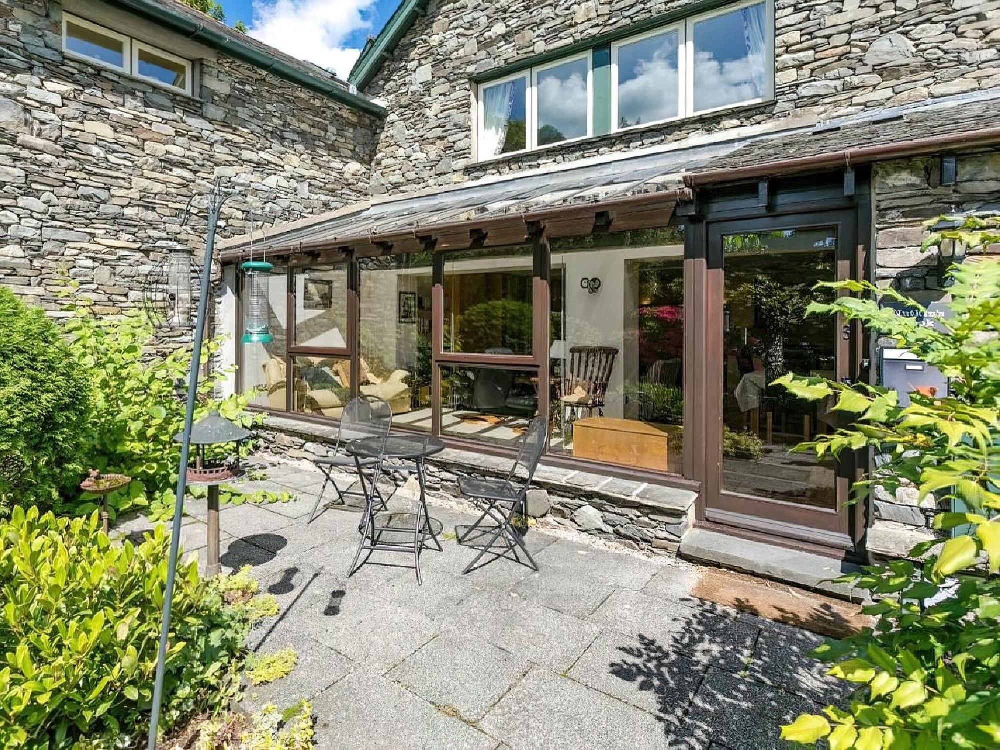 Вилла Nutkins Nook Troutbeck Bridge Экстерьер фото